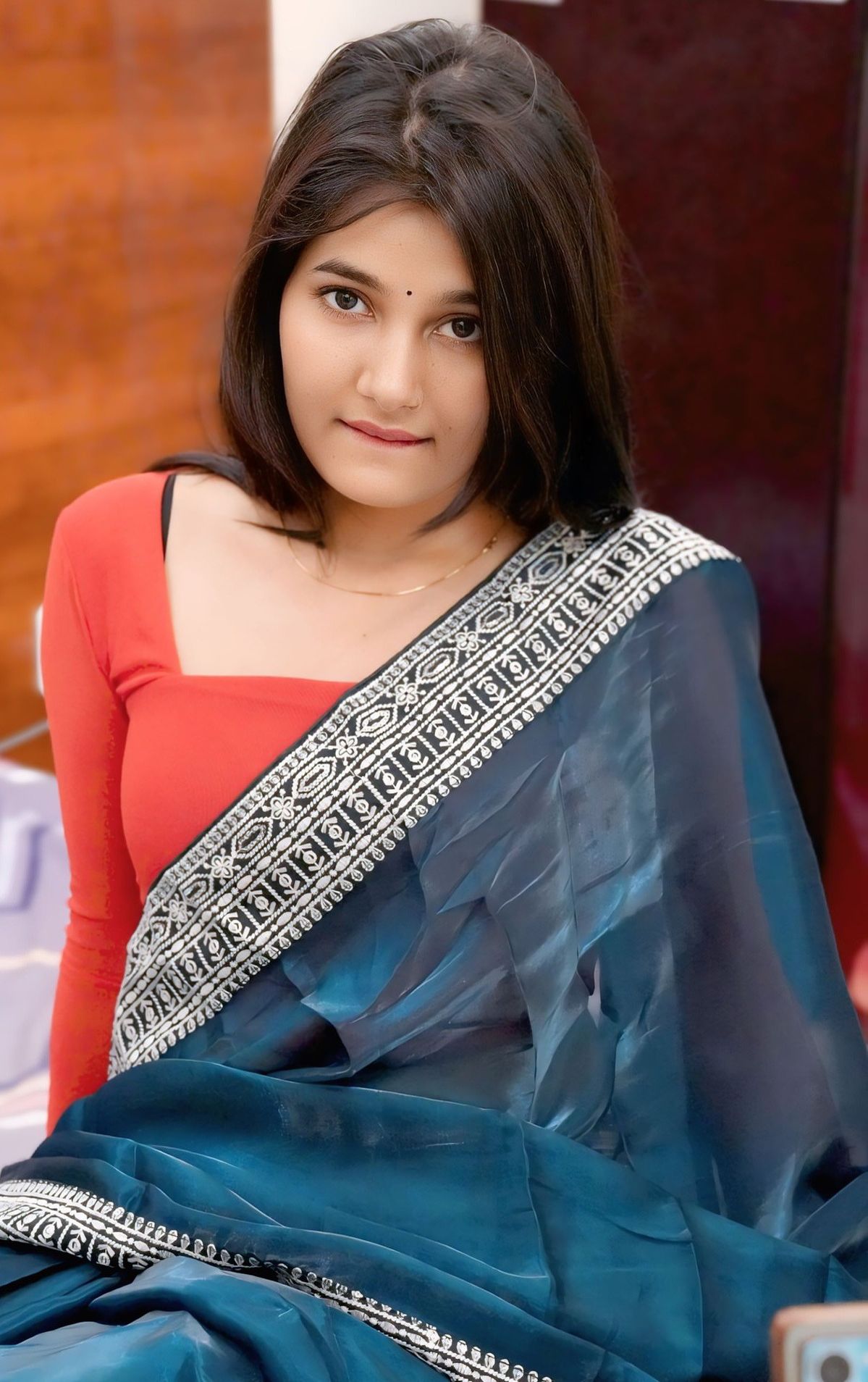 Delhi housewife Call Girl